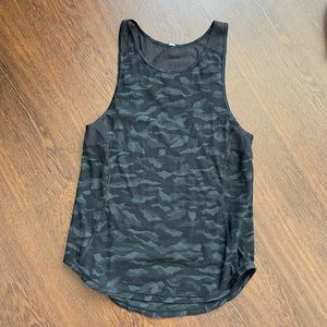 Lululemon army print tank